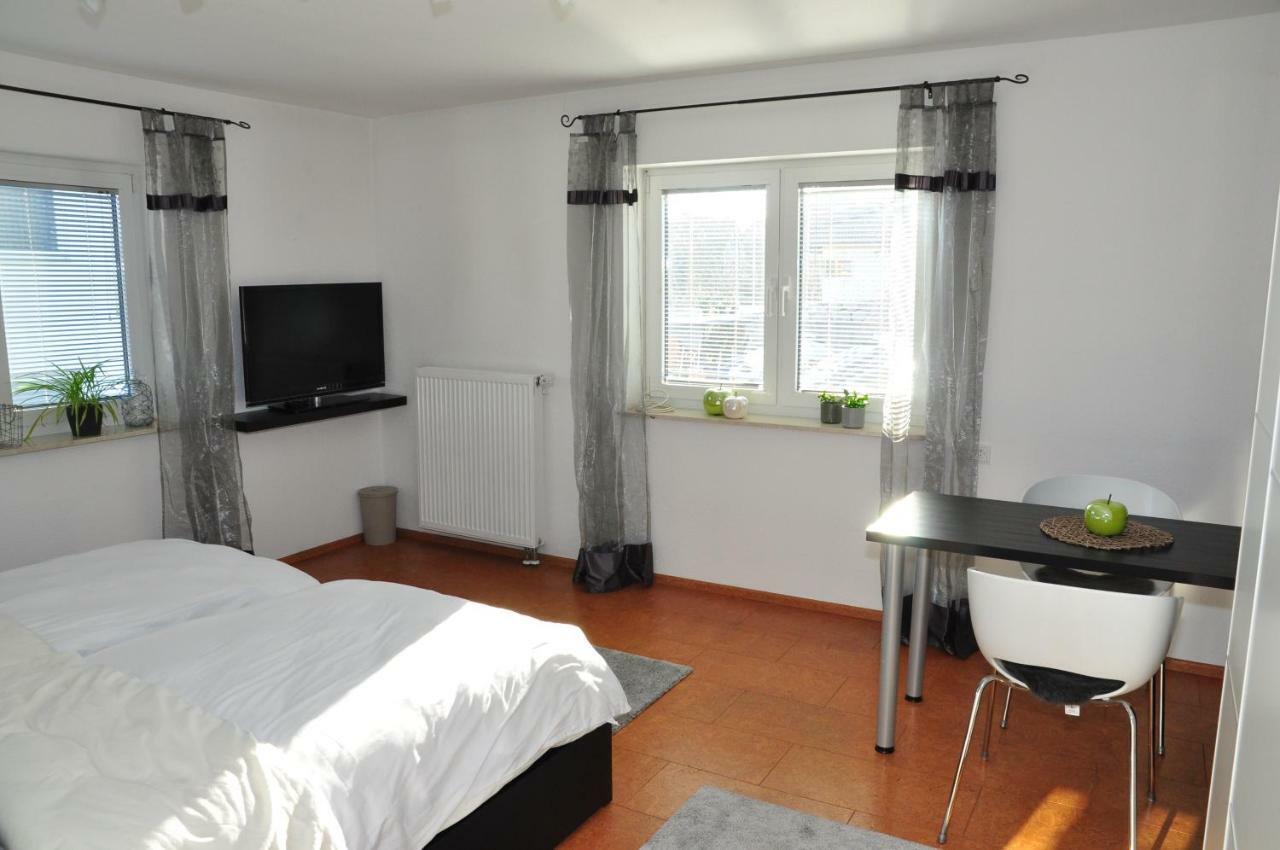 N37 -Modern Eingerichtete Zimmer In Ruhiger Lage Aldingen  Екстер'єр фото